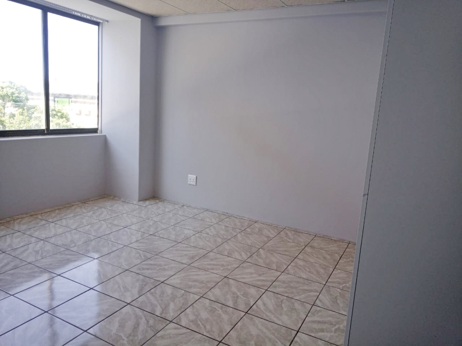 2 Bedroom Property for Sale in Parow Western Cape